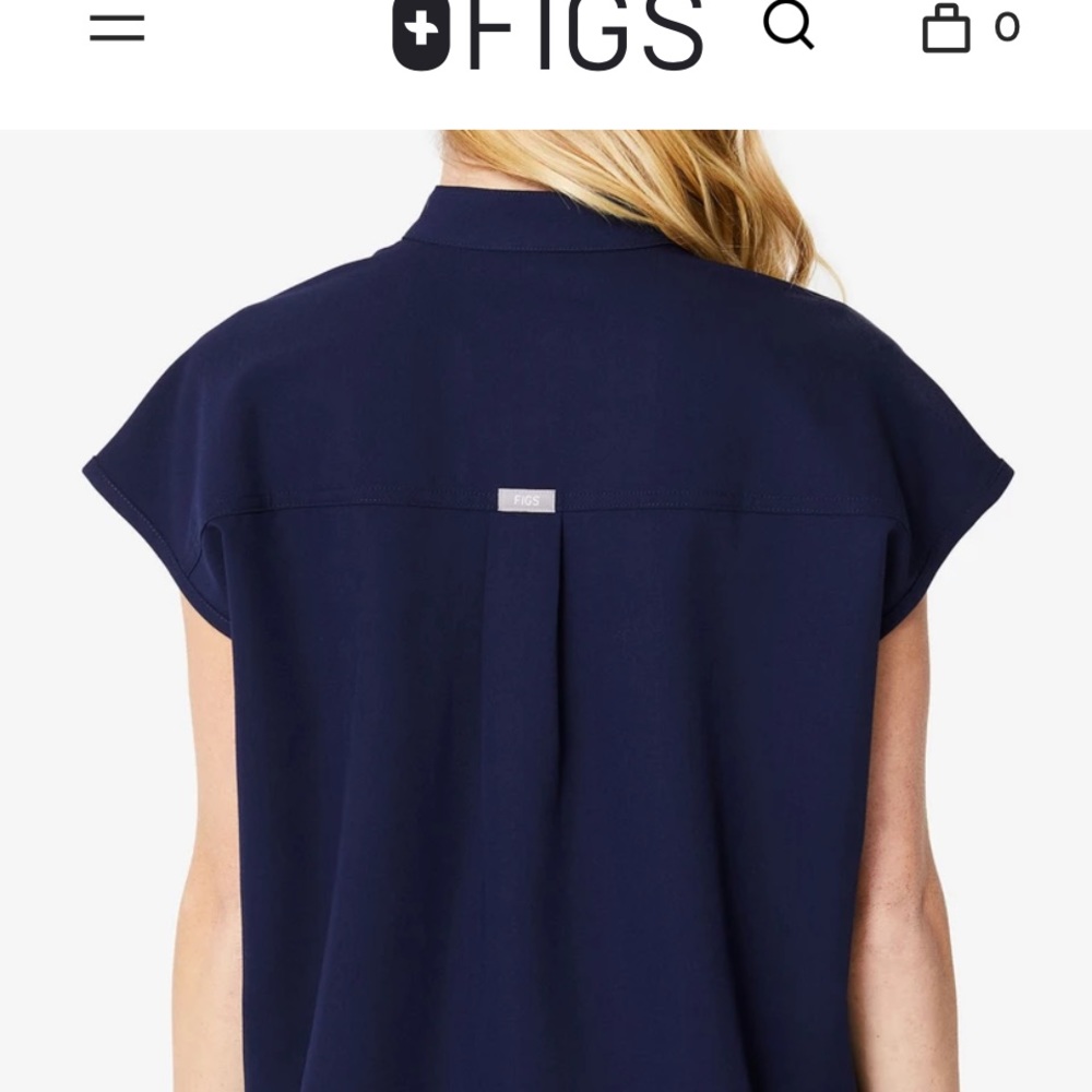 Rafaela Oversized Scrub Top brand new size xs. Ordered was but to small …